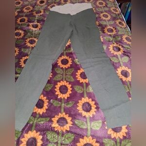 Motherhood Maternity Olive Green Maternity Pants